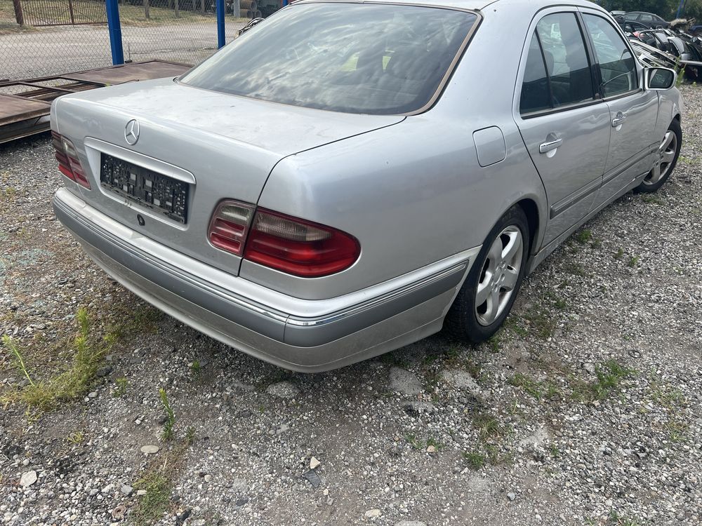 Мерцедес w210 face lift cdi автоматик/кожа