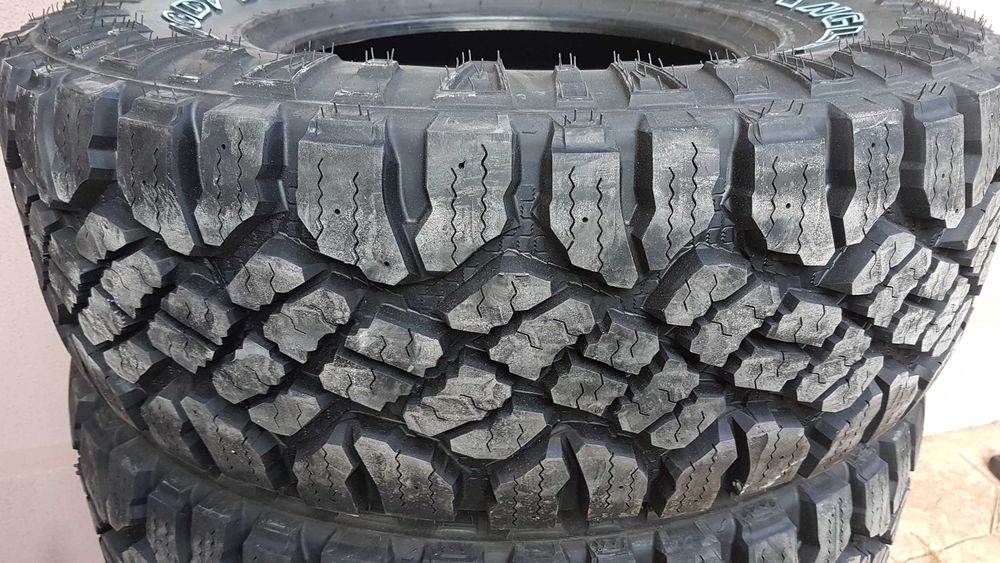 Vand anvelope noi all season,all terrain 255/55 R19 Goodyear Duratrac