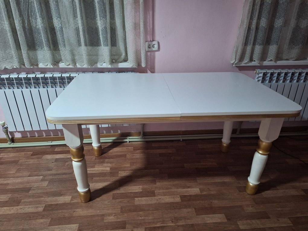 Продаётся стол кухонный размер 200×90