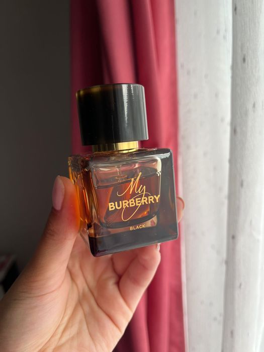 Vand parfum Burberry black