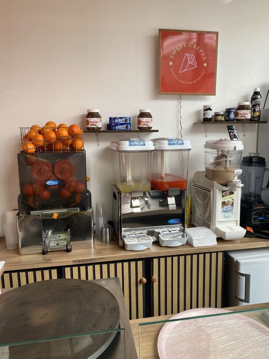 Vanzare afacere la cheie,Clatitarie cunoscuta in Militari Residence