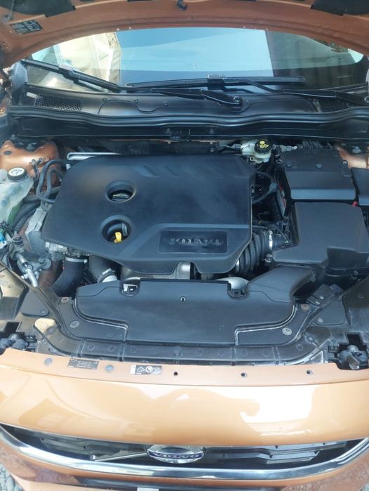 Volvo V40 D2 2014