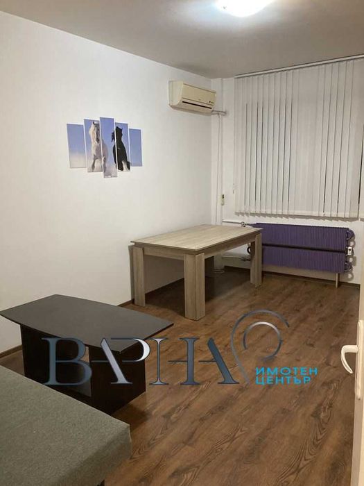 Дава се под наем Двустаен апартамент в Варна, Център - 68 кв.м за 357 € - Снимка #2