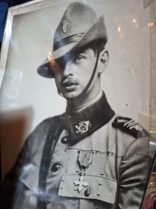 Vând fotografii vechi
