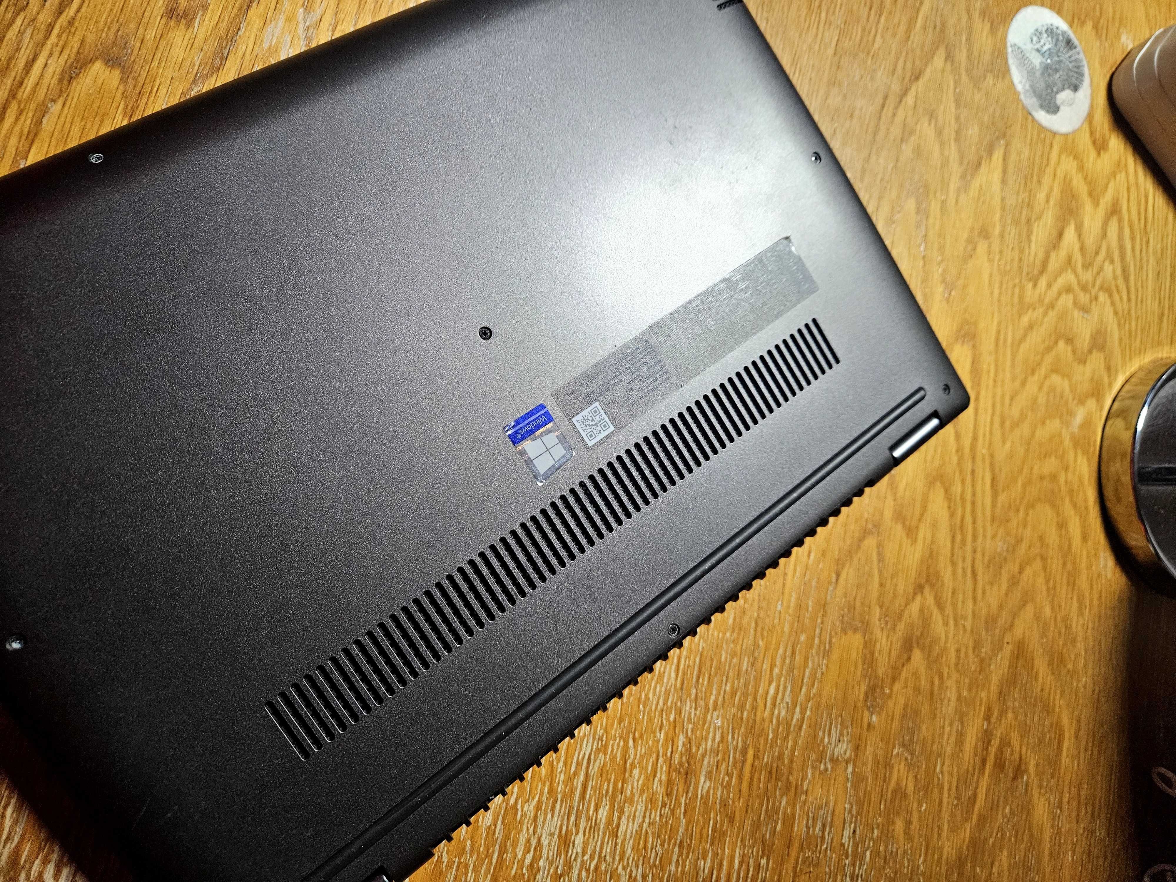 Laptop Lenovo Yoga 520-141KB