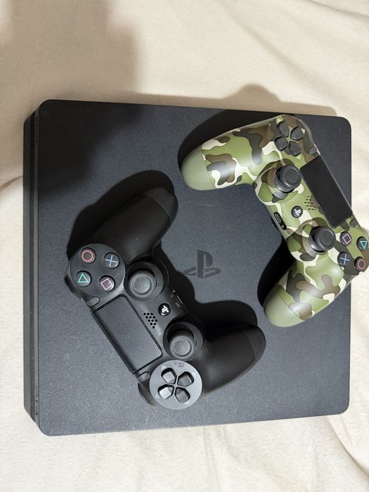 Ps4 slim 2 manete