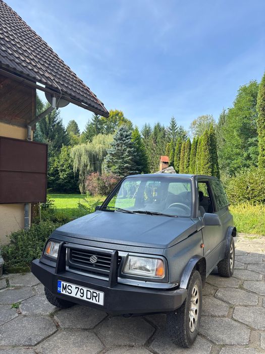 Suzuki Vitara 1.6 16V 4x4 | Recondiționată complet