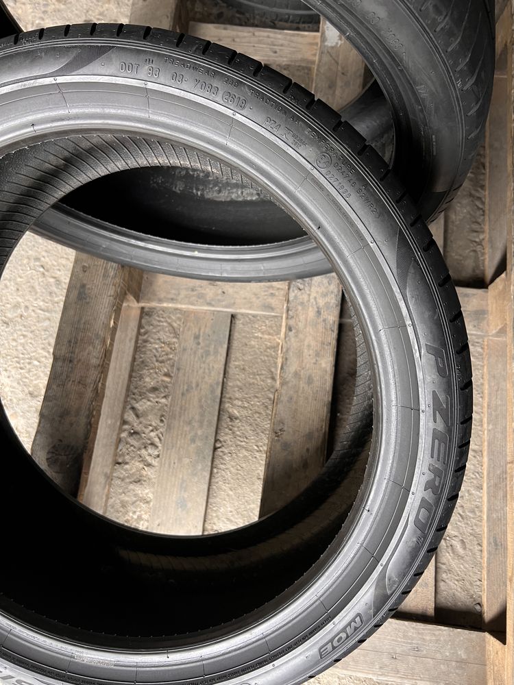 2 anvelope vara 255/35/19 , Pirelli , RunFlat !