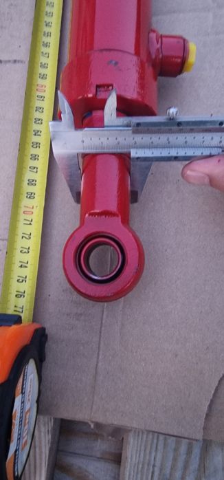 Cilindru hidraulic 75 cm strâns deschide 50 cm diametru bolturi 20 mm