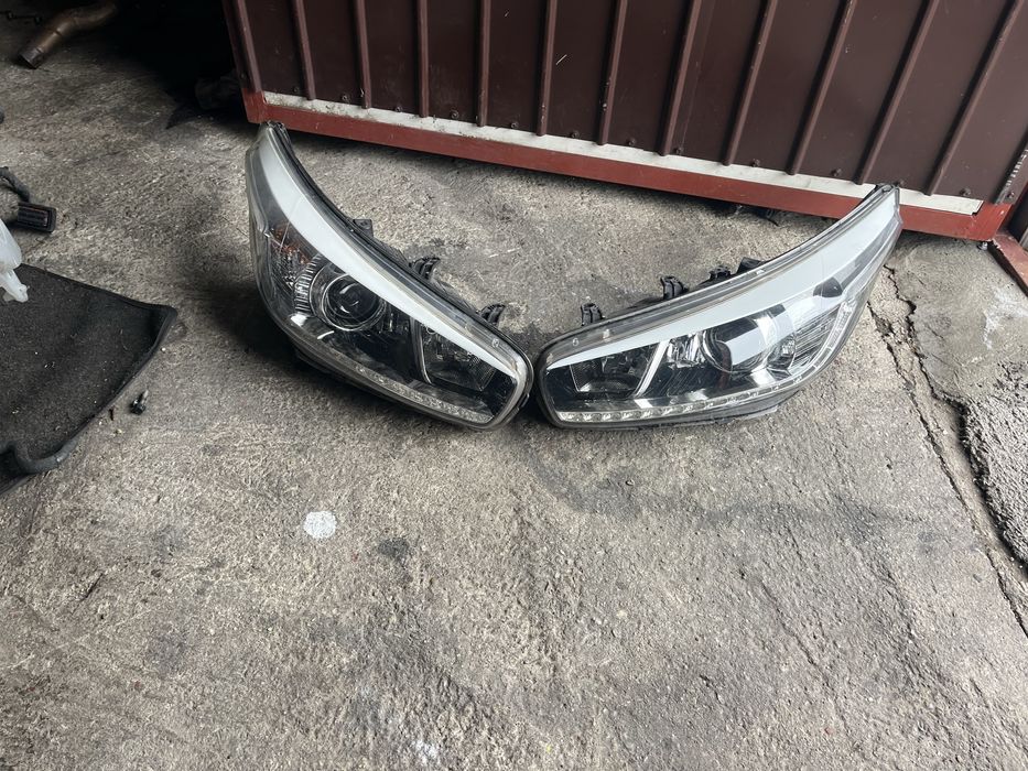 Faruri cu lupa si lumina de zi kua ceed an2014