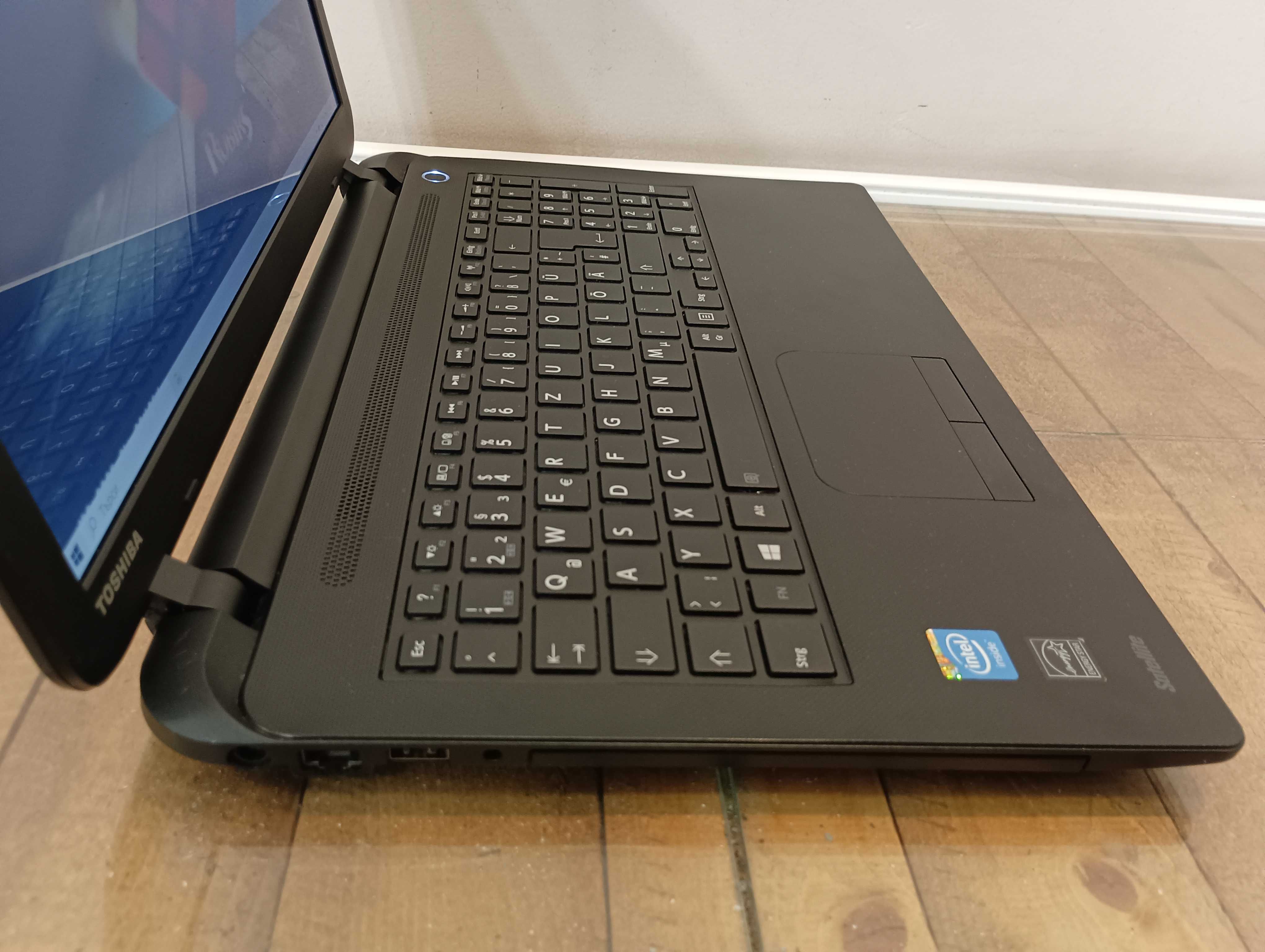 Лаптоп Toshiba Satellite C50-B-14E