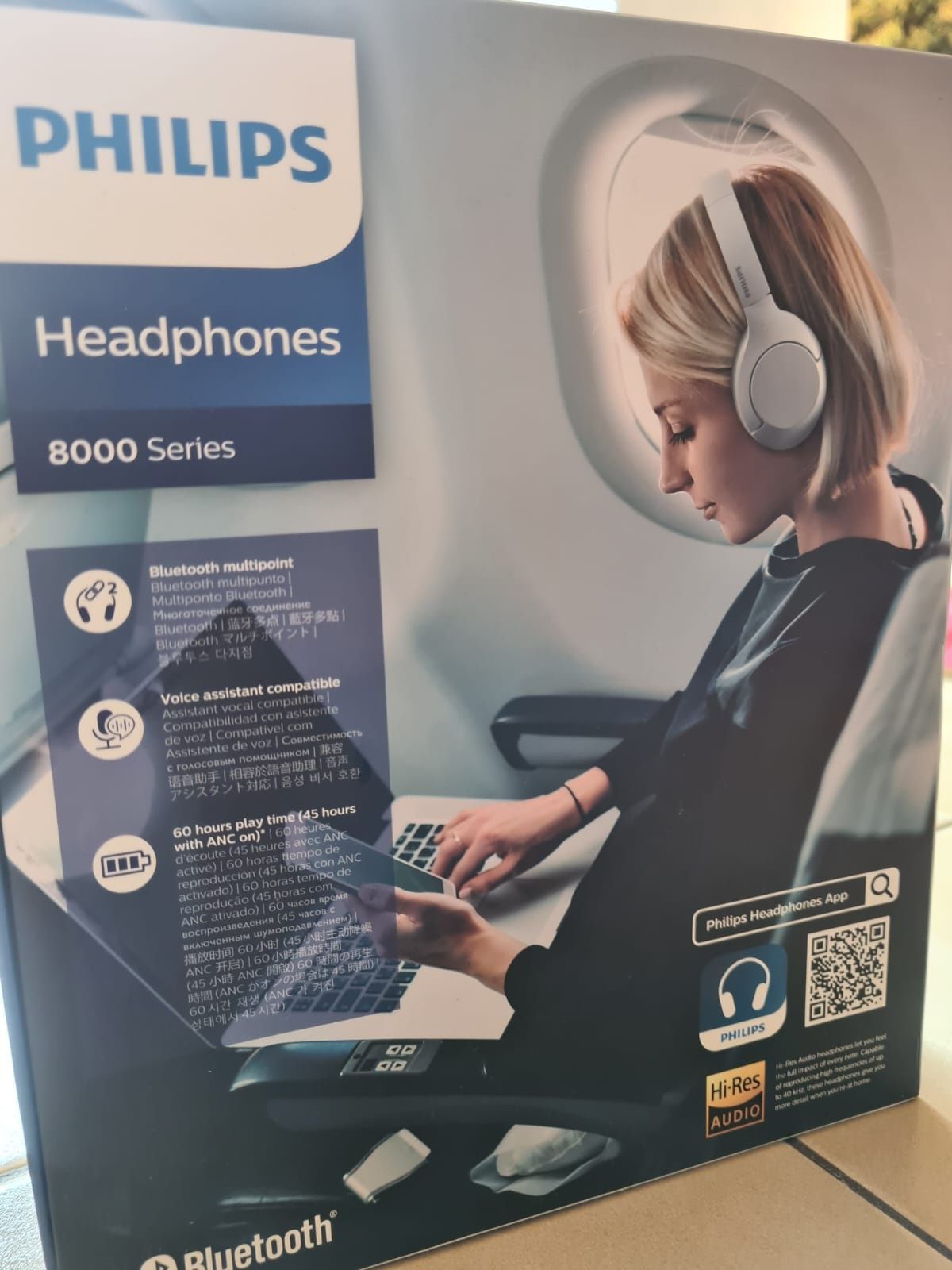 Căști noi Philips Headphones 8000 Series