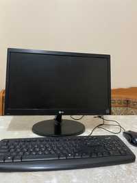 Компьютер(монитор,блок питания,клавиатура,мышка)
