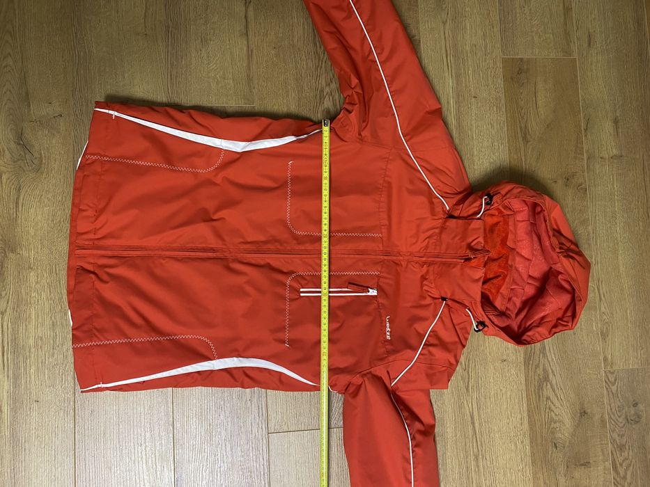 Geacă schi impermeabilă damă, călduroasă, corai, marime 36