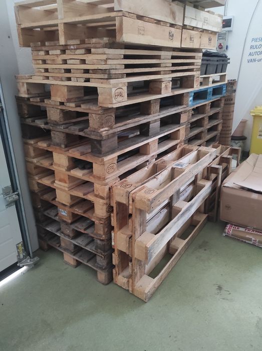 Vând Europaleti in stare buna