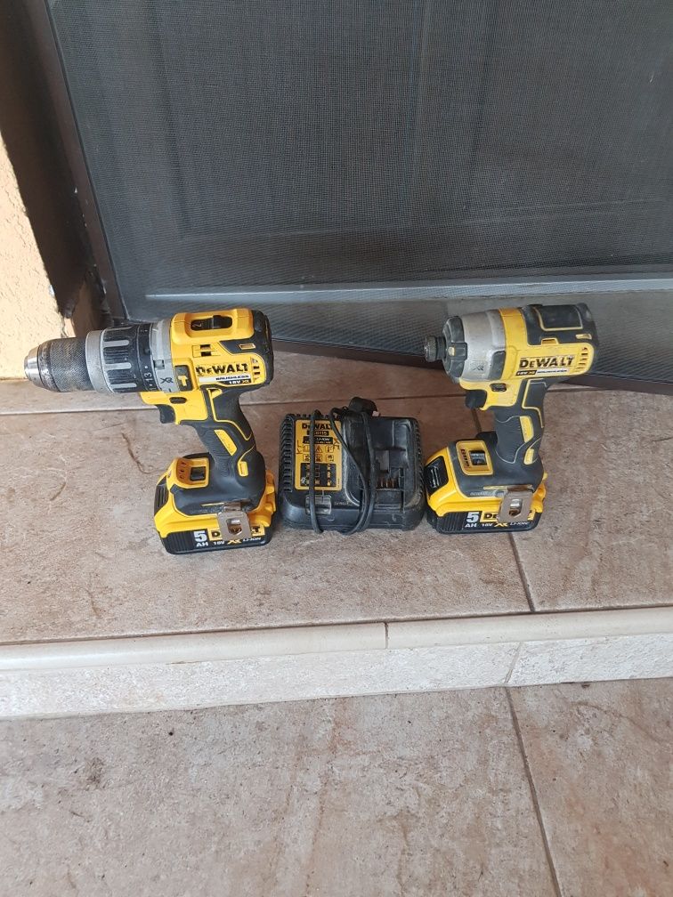 Set dewalt model bruslhes