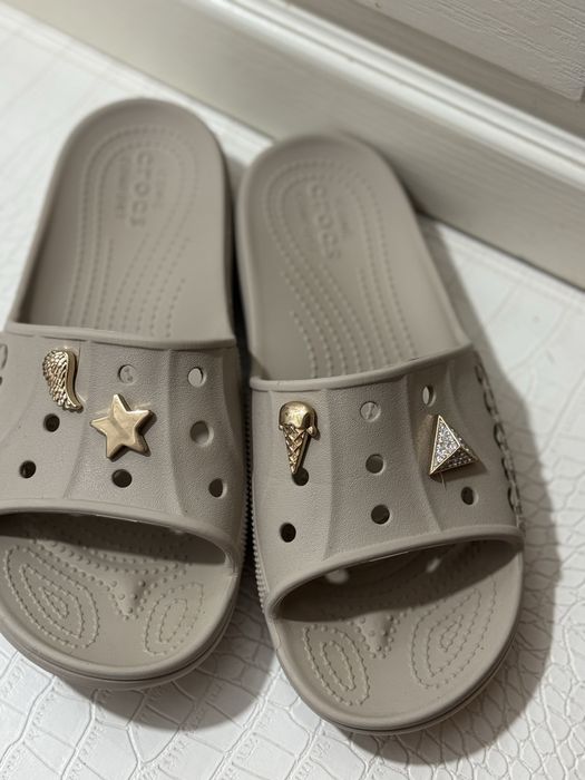 Slapi Crocs femei