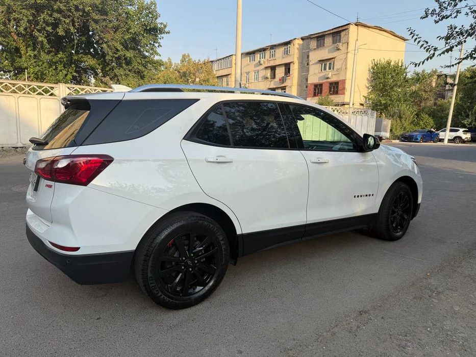 Equinox RS AWD full продаётся.