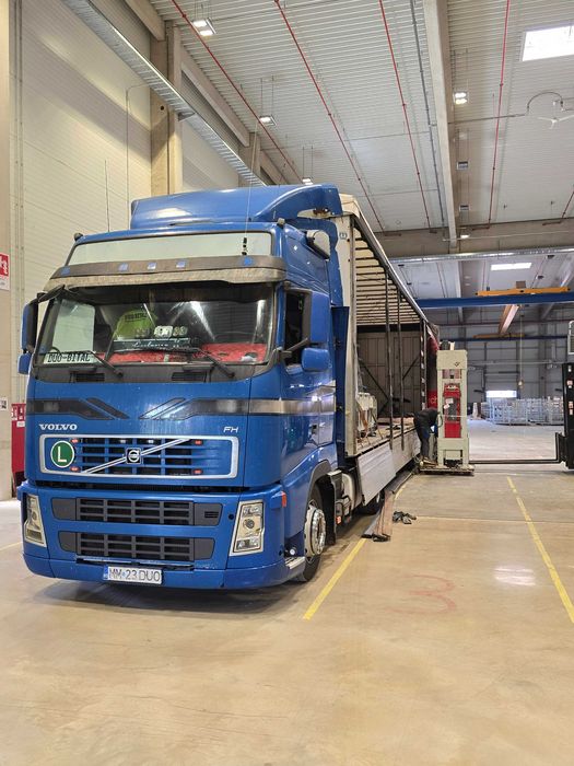 Volvo FH +Semiremorca  Krone