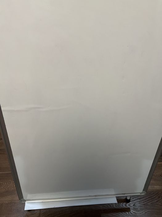 Подвижна бяла дъска / Whiteboard със стойка