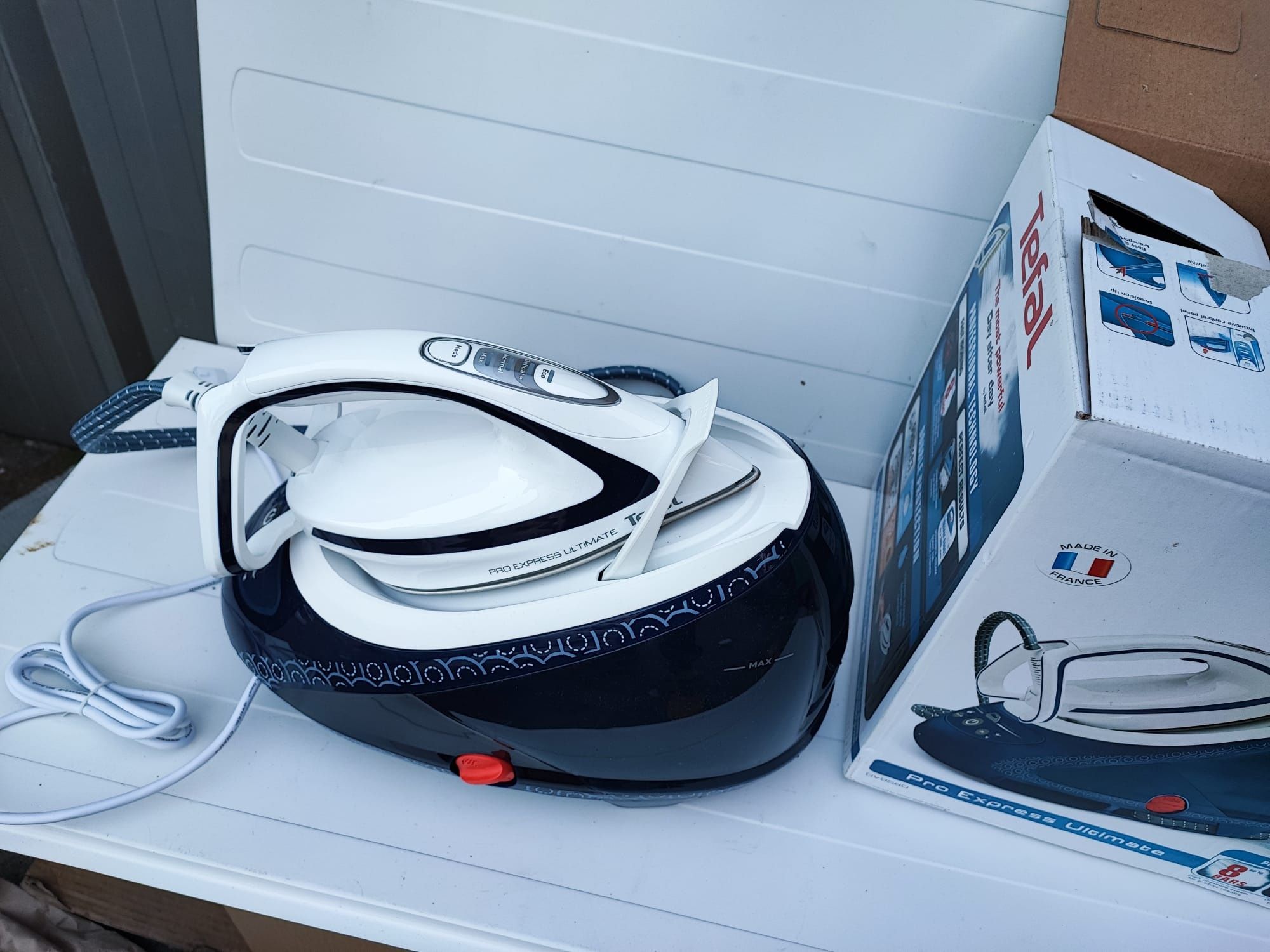 Statie de calcat tefal pro ultimate express GV9560