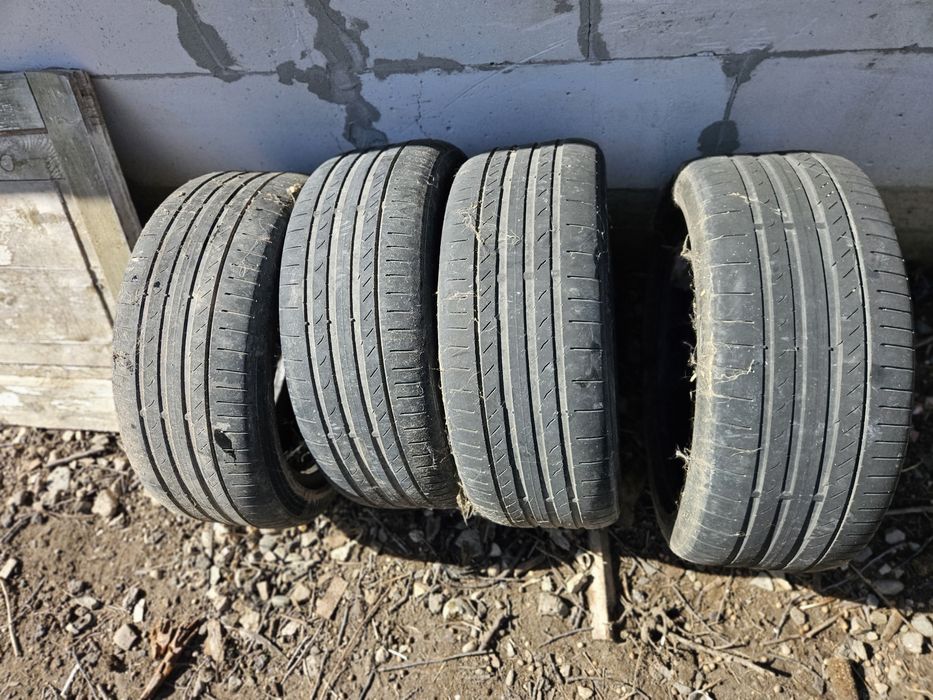Set de 4 anvelope 235/45/17 cauciucuri 235x45x17 continental dot 2015