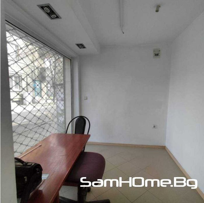 Продава се Магазин в Варна, Център - 130 кв.м за 1000 €/кв.м - Снимка #2