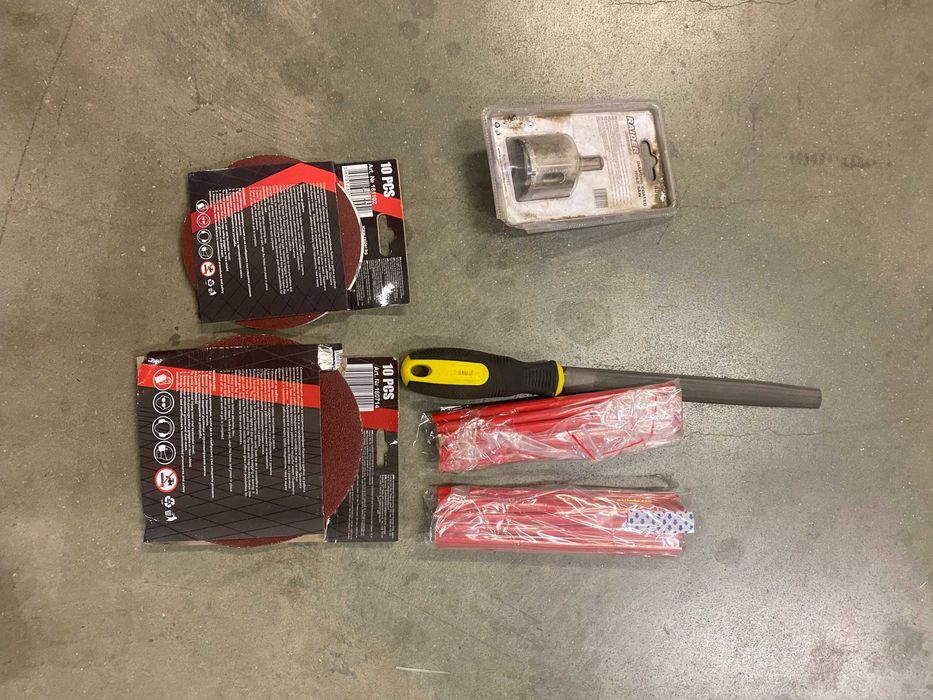 Диск за циркуляр/Клещи/Кука за лебедка /Ключ лула CR-V к-т 8бр.