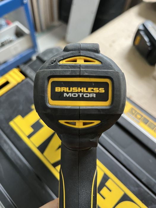 Dewalt filetanta 18 v corp