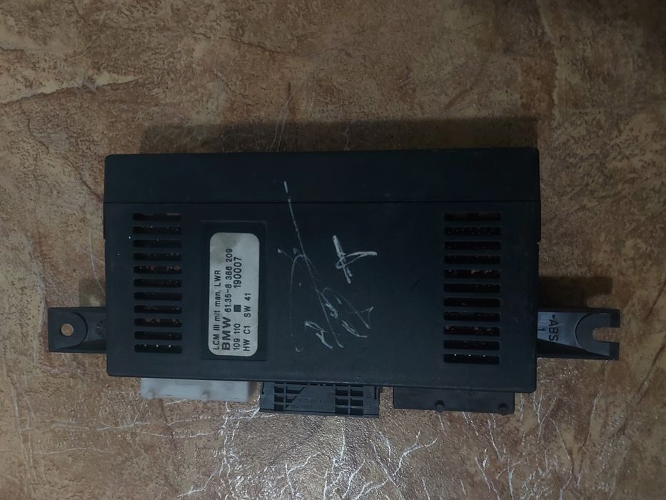 Продаю блок LCM3 два датчика АБС и шланг заднего спортом