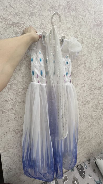 Платье Эльзы нарядное