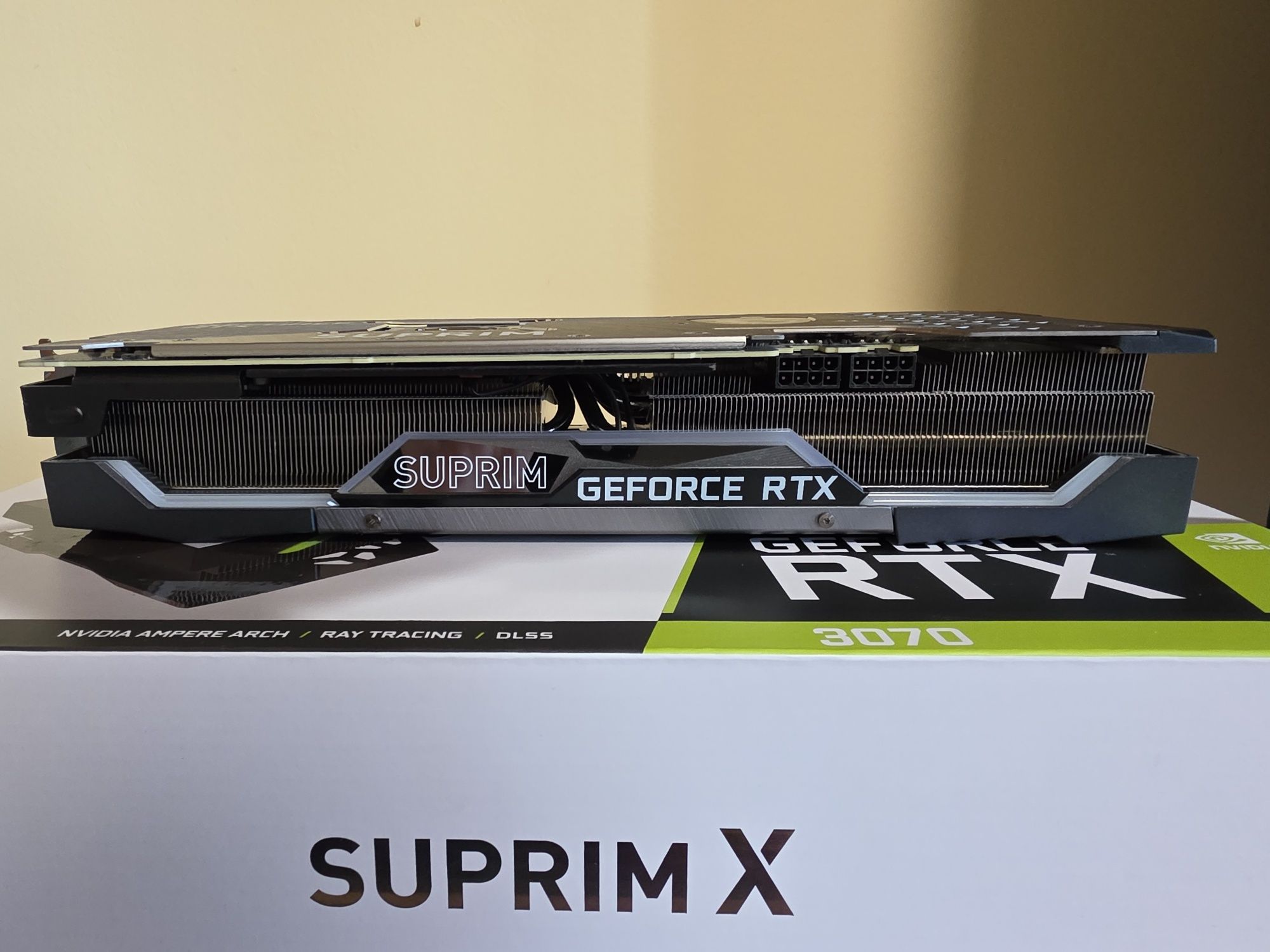 Видео карта MSI RTX 3070 Suprim X