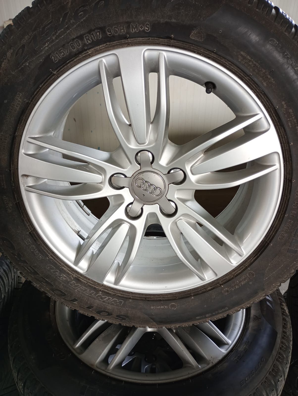 4jante 5x112 R17 originale audi Q3 anvelope iarna 6mm