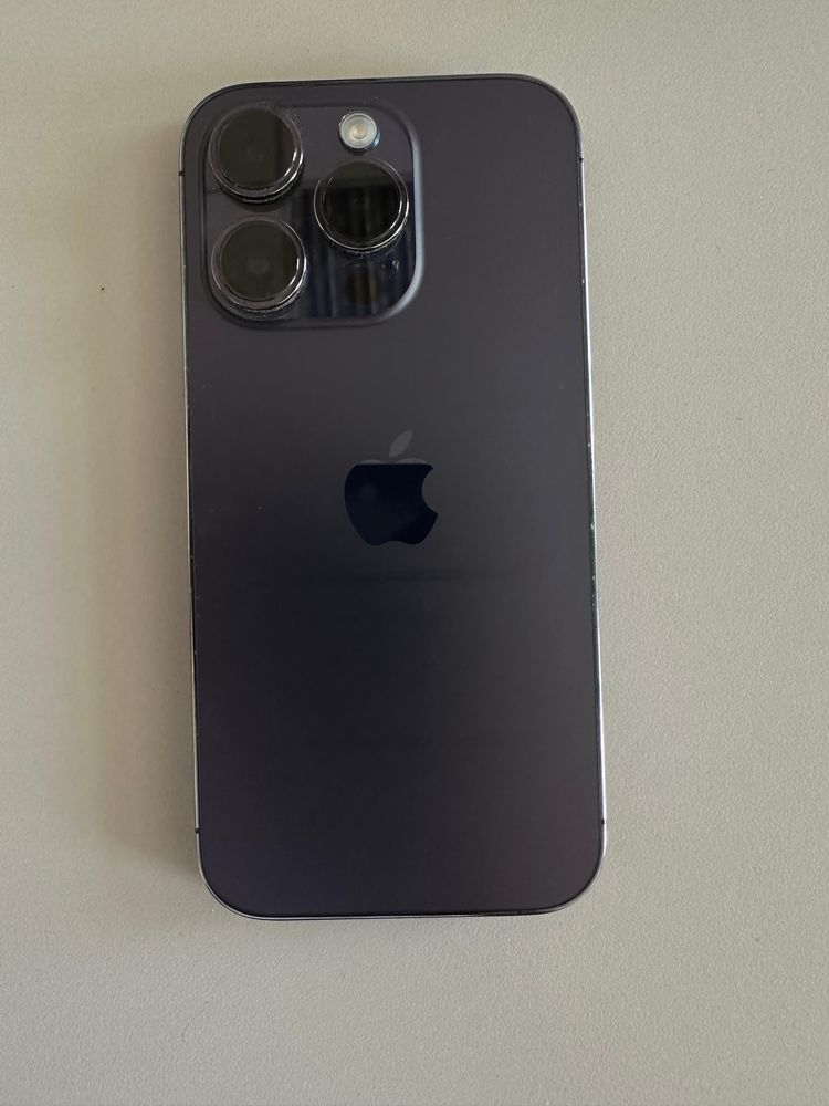в хорошем состояние iphone 14 pro