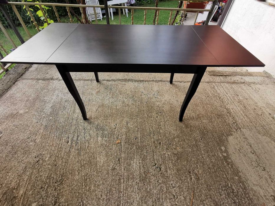 Разтегателна кухненска / трапезна / маса.