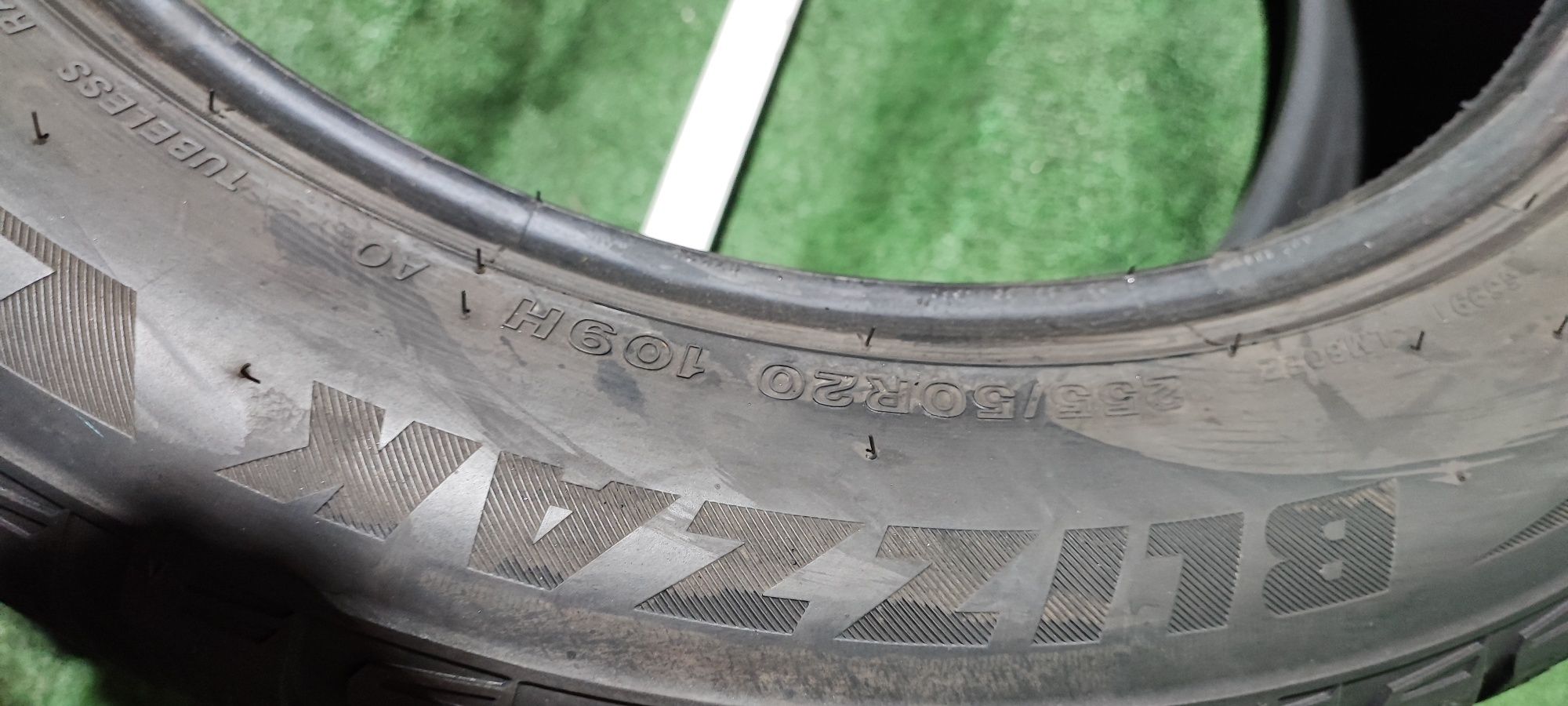 255 50 r20 Bridgestone