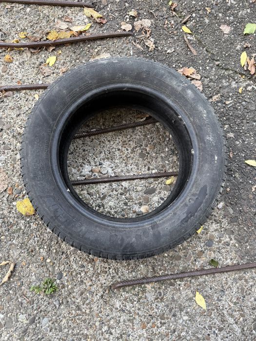 Vand 2 cauciucuri de iarna michelin