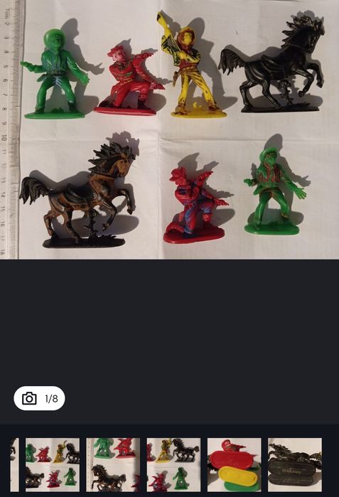 Vând/Schimb figurine din cauciuc.Preț în funcție de jucăria aleasă.