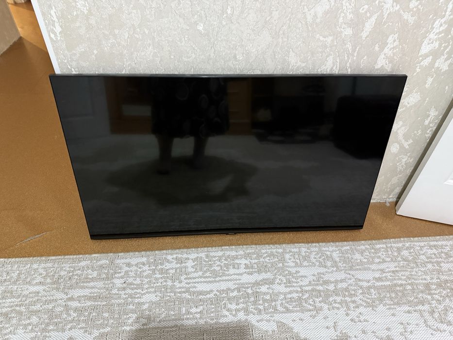 Телевизор бу на запчасти , диагональ 50, просто выелючился