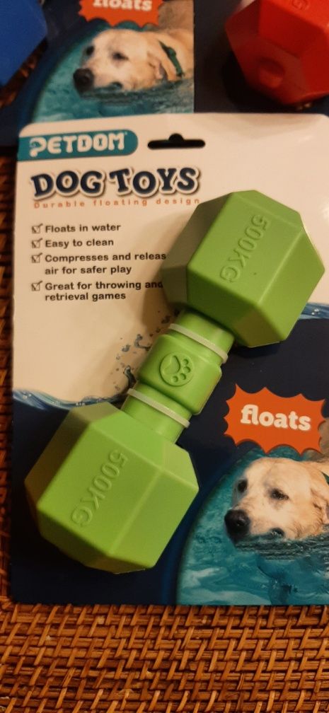 Jucărie pentru câine plutitoare