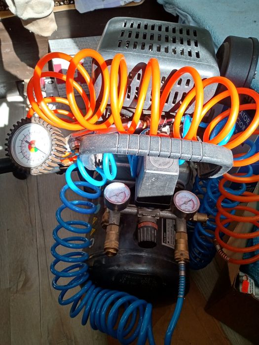 Vand banc,masa,menghina,filiere apa gaz,ghilotina,nicovala,compresor