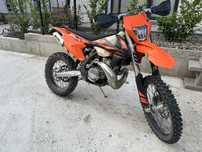Motocicleta Cros ktm de 300