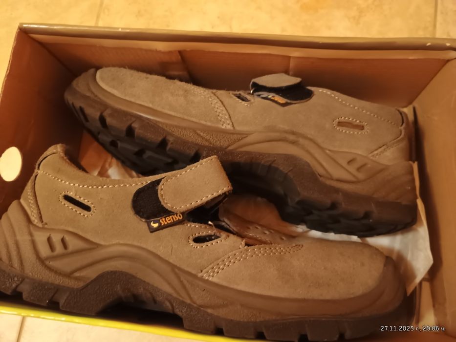 Работни обувки 2 чифта √ 37,42