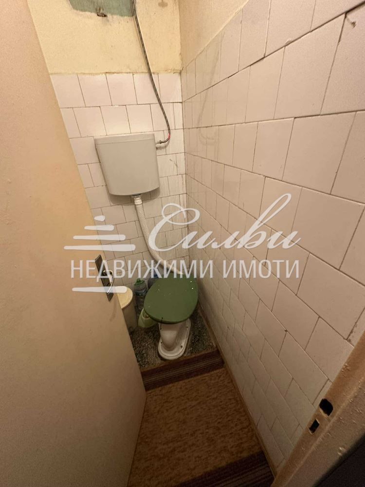 Продава се Тристаен апартамент в Търговище, Запад 2 - 84 кв.м за 850 €/кв.м - Снимка #7