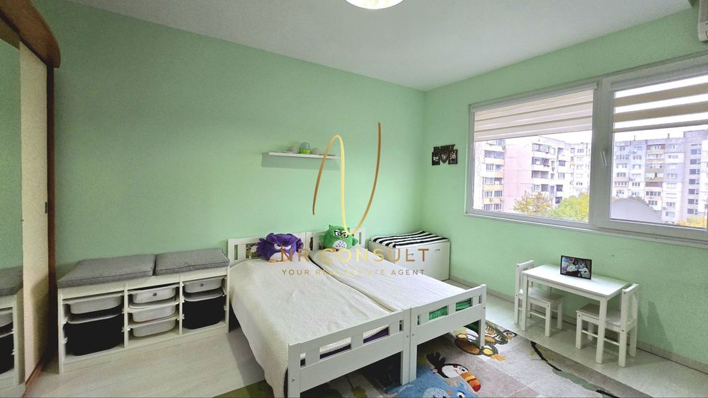 Продава се Четиристаен апартамент в София, Модерно предградие - 110 кв.м за 2182 €/кв.м - Снимка #12