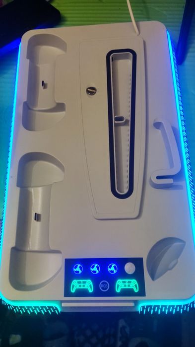 Suport vertical PS5 (180 lei emag)