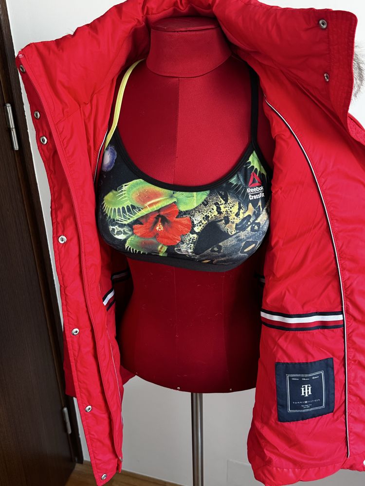 Geaca Tommy Hilfiger puf si pene marime S