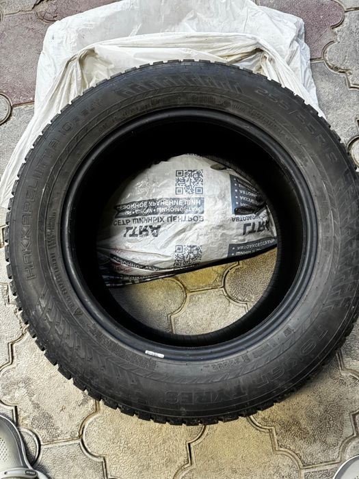 Nokian Hakkapeliitta  255/55 R18 шипованая