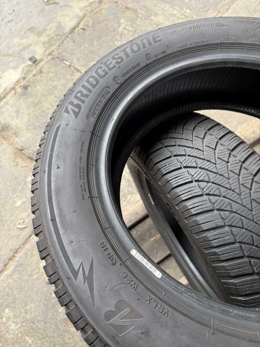 2x Anvelope Iarna 185/65 R15 - Bridgestone Blizzak LM 005