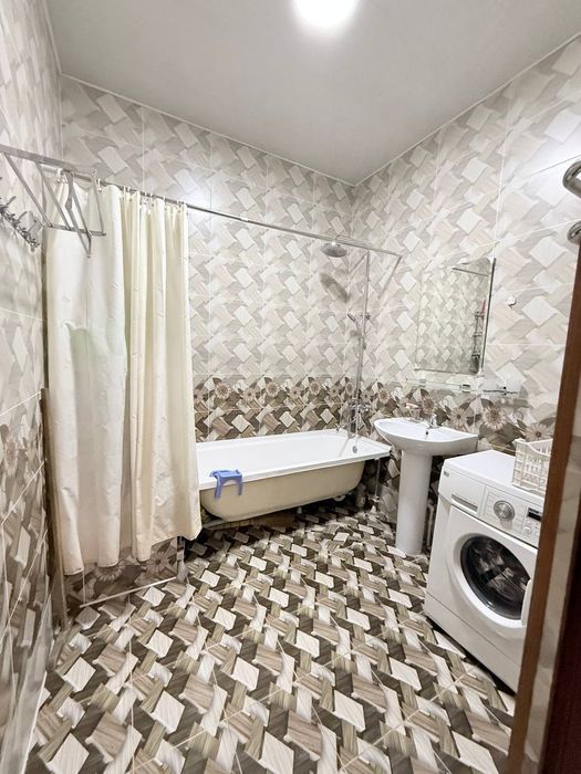 Шайхантахур тумани 5хонали Новостройка квартира сотилади